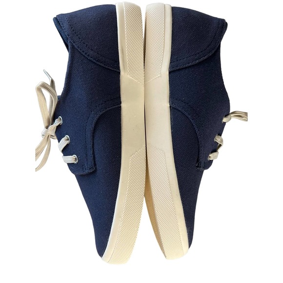 SUN + STONE NAVY BLUE BOYS KIVA SNEAKER Size 5 NWOT - Picture 2 of 7